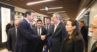 Arıkan, Sırrı Süreyya Önder’in tedavi gördüğü hastaneye gitti
