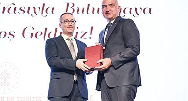 Bakan Ersoy: Risaletü’n Nushiyye Divanı, geleceğimizin yolunu aydınlatan bir meşaledir