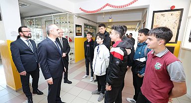 Başkan Çiftçi, Hatice Bayraktar Mesleki ve Teknik Anadolu Lisesi öğrencileriyle görüştü