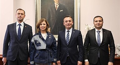 Başkan Dökmeci’den Ünlüce’ye ziyaret