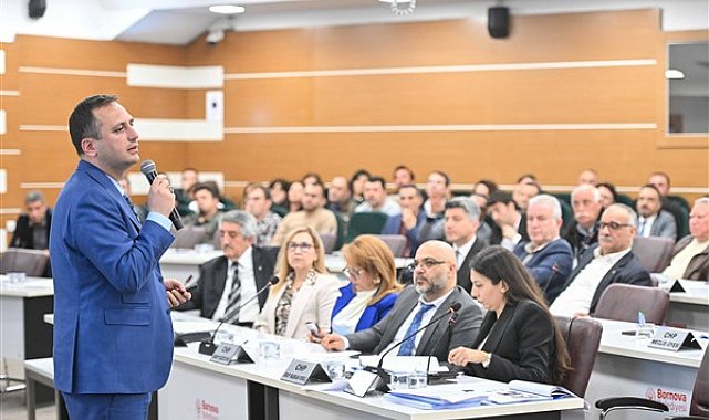 Başkan Eşki, Bornova Belediye Meclisi'nin Nisan Ayı Olağan Toplantısı'na katıldı