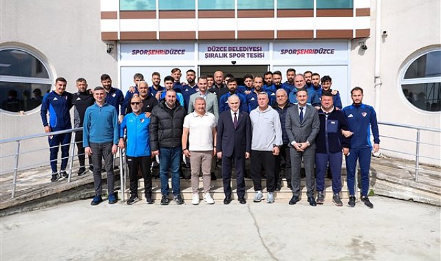 Başkan Özlü'den Düzcespor’un Şıralık’taki tesislerine motivasyon ziyareti