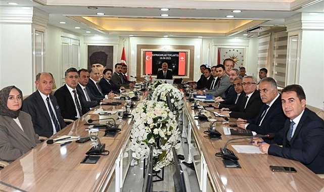 Batman Valisi Canalp başkanlığında Kaymakamlar Toplantısı yapıldı