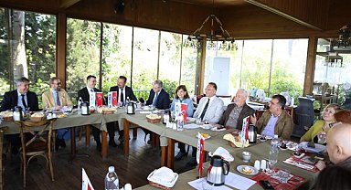 Bozbey, Türkiye Turizm Platformu üyeleriyle bir araya geldi