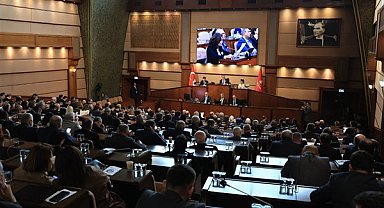 'Çatı Katlarına İlişkin İmar Düzenlemesi Teklifi' İBB Meclis’inden geçti