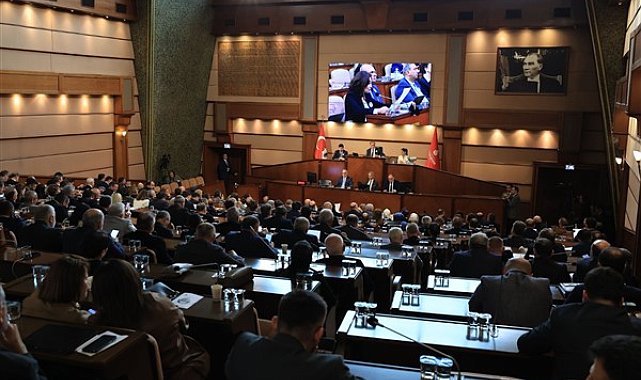 'Çatı Katlarına İlişkin İmar Düzenlemesi Teklifi' İBB Meclis’inden geçti