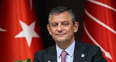 CHP Genel Başkanı Özel, Ankara’da gençlerle buluştu