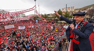 CHP Genel Başkanı Özel: Ekonomimize kurşun sıkıp milletin lokmasına göz dikiyorlar