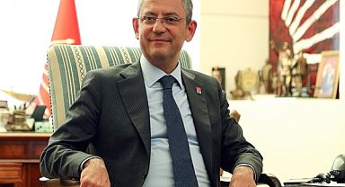 CHP Genel Başkanı Özel: Türkiye bir avuç cuntacıdan büyüktür