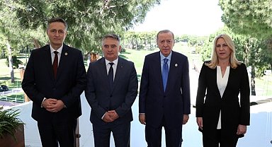 Cumhurbaşkanı Erdoğan, Bosna-Hersek Başkanlık Konseyi Başkanı ve üyeleriyle görüştü