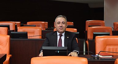 DEVA Partili Karatutlu: Maraş'ta sporcular parkta antrenman yapıyor, Bakanlık seyrediyor