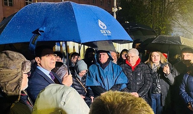 DEVA Partisi’nden gençler için tutulan Adalet Nöbeti’ne destek