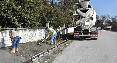 Düzce'de yol çalışmaları, kaldırım yenilemeleri ve asfalt düzenlemeleri gerçekleştirildi