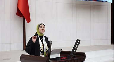 Esen'den Memişoğlu’na tepki: Aile sevgiyle kurulur, dayatmayla değil