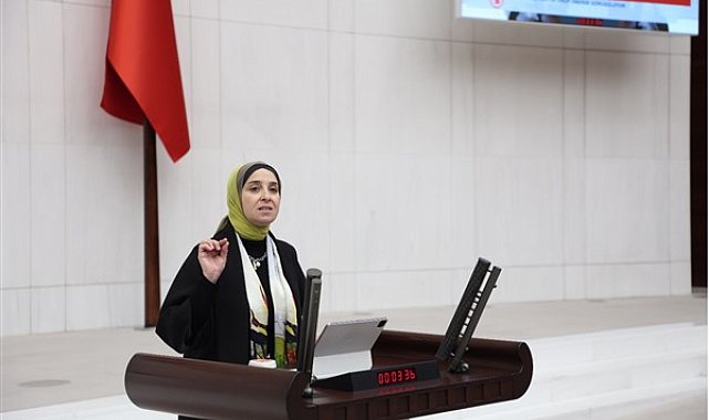 Esen'den Memişoğlu’na tepki: Aile sevgiyle kurulur, dayatmayla değil