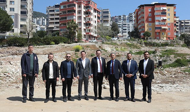 Gemlik Belediye Başkanı Şükrü Deviren,Orkent Sitesi’nde incelemeler yaptı