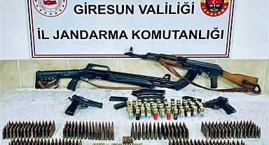 Giresun'da tüfek, tabanca ve yüzlerce fişek ele geçirildi
