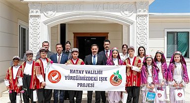 Hatay Valisi Masatlı, Frankfurt'a gidecek halk oyunları ekibi ile görüştü