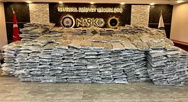 İstanbul'da 880 kilogram uyuşturucu madde ele geçirildi