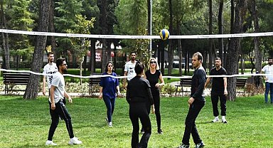 İzmir’in ilk spor istasyonu Hasanağa Bahçesi’nde açıldı