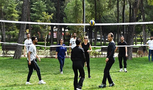 İzmir’in ilk spor istasyonu Hasanağa Bahçesi’nde açıldı