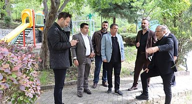 İzmit Belediyesi yetkilileri Turgut Mahallesindeki çalışmaları inceledi