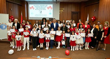 Kartal'da 23 Nisan kapsamında Çocuk Meclisi'nin üçüncü birleşimi gerçekleşti