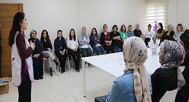 Kayapınar'da meme kanseri farkındalık atölyesi düzenlendi