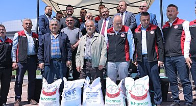 Kayseri'de üreticilere toplam 238 ton tohum dağıtıldı