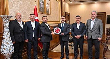 Kocaeli Valisi Aktaş, Hak-İş ve Öz-İş heyetini ağırladı