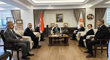 Kocaeli Valisi Aktaş'tan İzmit İlçe Kaymakamlığı'na ziyaret