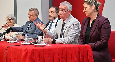Manisa'da “Geleneksel Tamamlayıcı Tıp ve Mesir Macunu Paneli” düzenlendi