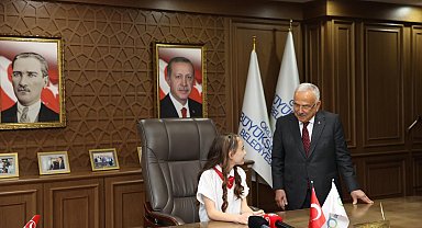 Ordu Büyükşehir Belediye Başkanı Güler, makamını Korkmaz'a devretti