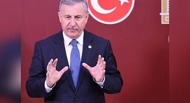 Özdağ: Don felaketi sadece mahsulü değil, umutları da kurutmuştur