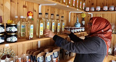 Perşembe Kadın Kooperatifi'nde yöresel ürünler satışa sunuluyor