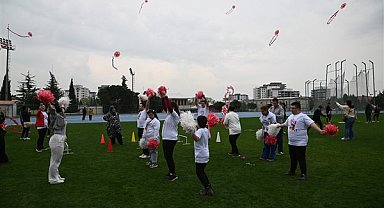 “Sanat Engel Tanımaz” projesi kapsamında, uçurtma şenliği düzenlendi