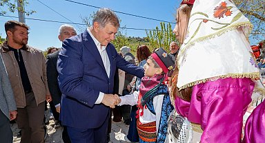 Tugay, Atatürk'ün Bergama'yı ziyaretinin 91. yıl dönümünde etkinliklere katıldı