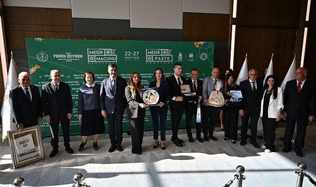 Uluslararası Manisa Mesir Macunu Festivali, katılımcıları bir araya getirdi