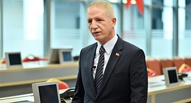 Vali Gül, iş insanı Boyner’in cenaze namazına katıldı