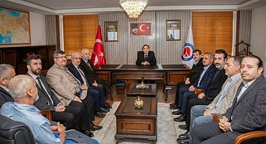 Van STK temsilcilerinden Hakkari Üniversitesi Rektörü Gençcelep'e ziyaret