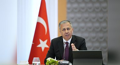 Yerlikaya: Polis ve jandarma trafik ekiplerimiz, radarla hız denetimlerini sürdürüyor