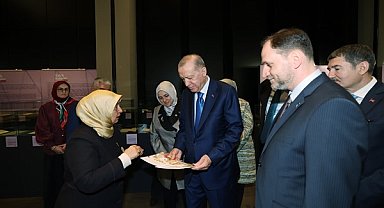 Cumhurbaşkanı Erdoğan, Saklı Kalanlar sergisini gezdi