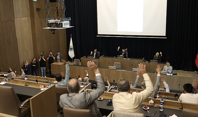 İnegöl Belediyesi 2024 bütçesi oy çokluğuyla kabul edildi