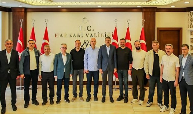 İstanbul Üniversitesi Hukuk Fakültesi mezunları Hakkari’de buluştu