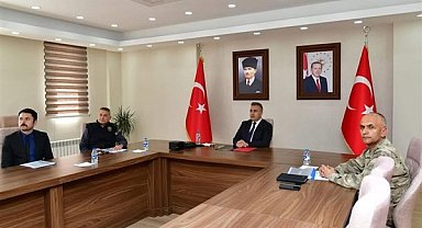 Ardahan Valisi Çiçek, Düzensiz Göçle Mücadele Bölge Toplantısına katıldı