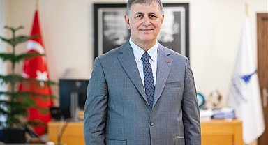 Başkan Tugay, Büyükşehir’in yeni personel politikasını açıkladı