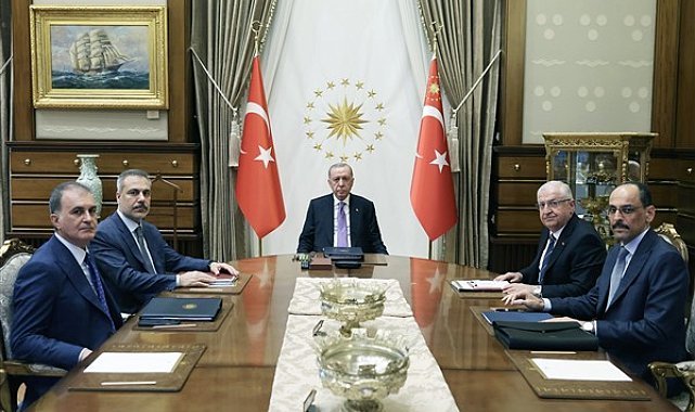 Cumhurbaşkanı Erdoğan’ın başkanlığında güvenlik toplantısı gerçekleştirildi