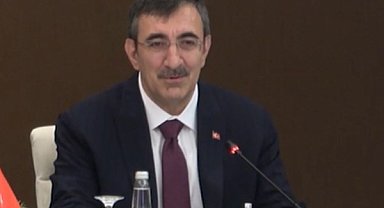 Cumhurbaşkanı Yardımcısı Yılmaz, Gaziantep’te sanayici ve iş insanlarıyla bir araya geldi