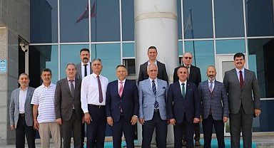 Iğdır Azerbaycan Evi’nden Rektör Gürel’e ziyaret