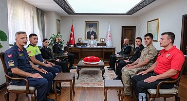 Karaman Valisi Çiçekli, İl Jandarma Komutanlığı heyetiyle görüştü